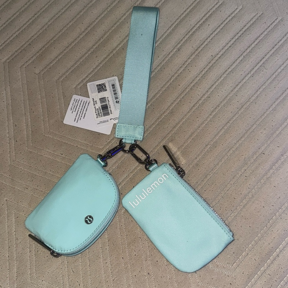 NWT lululemon wristlet